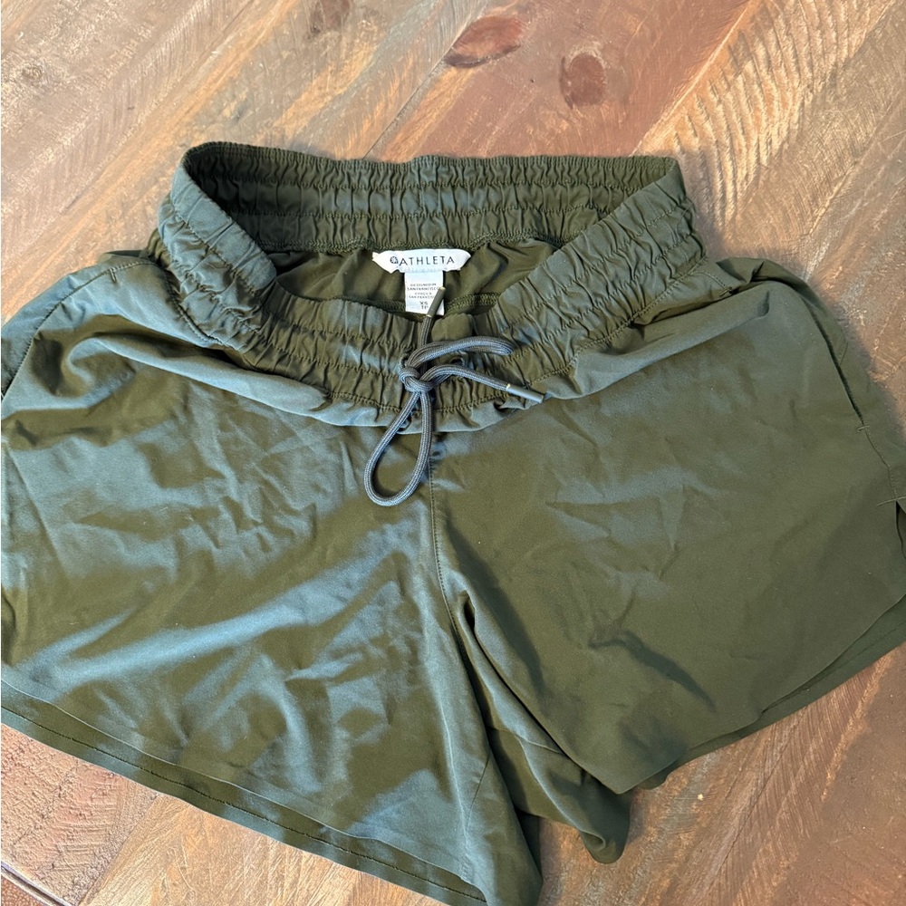 Athleta Forest Green Relaxed Shorts